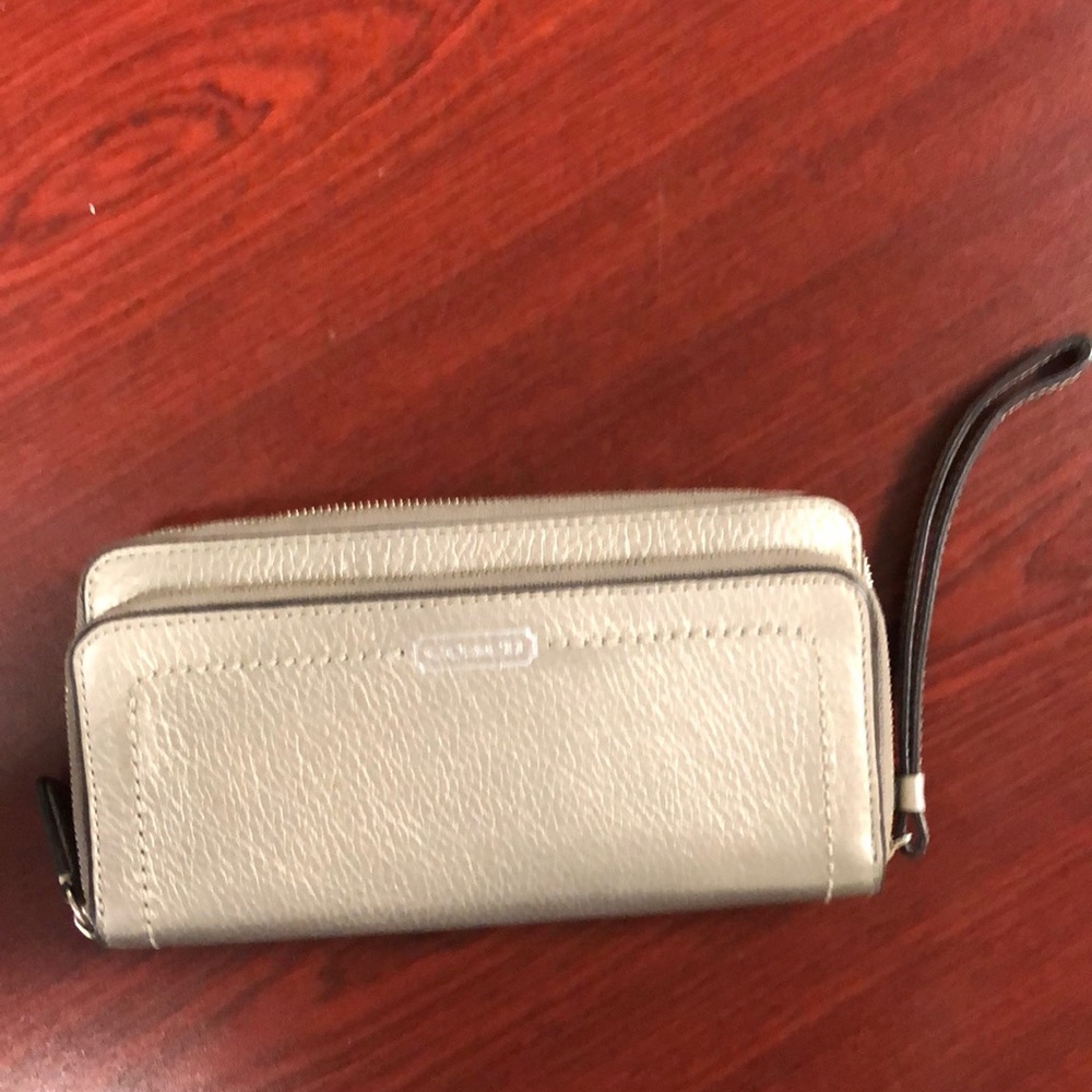 Silver Coach Clutch